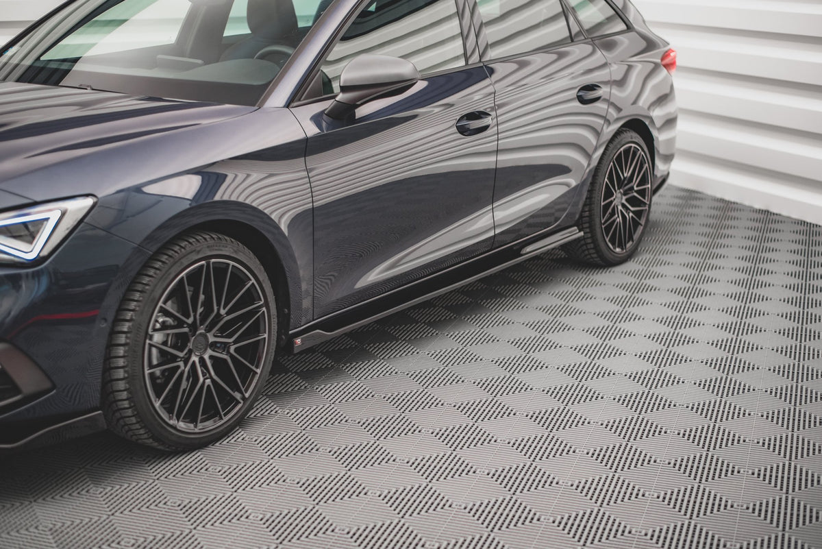 Rajouts Des Bas De Caisse V.2 Seat Leon FR ST / Hatchback Mk4 ...