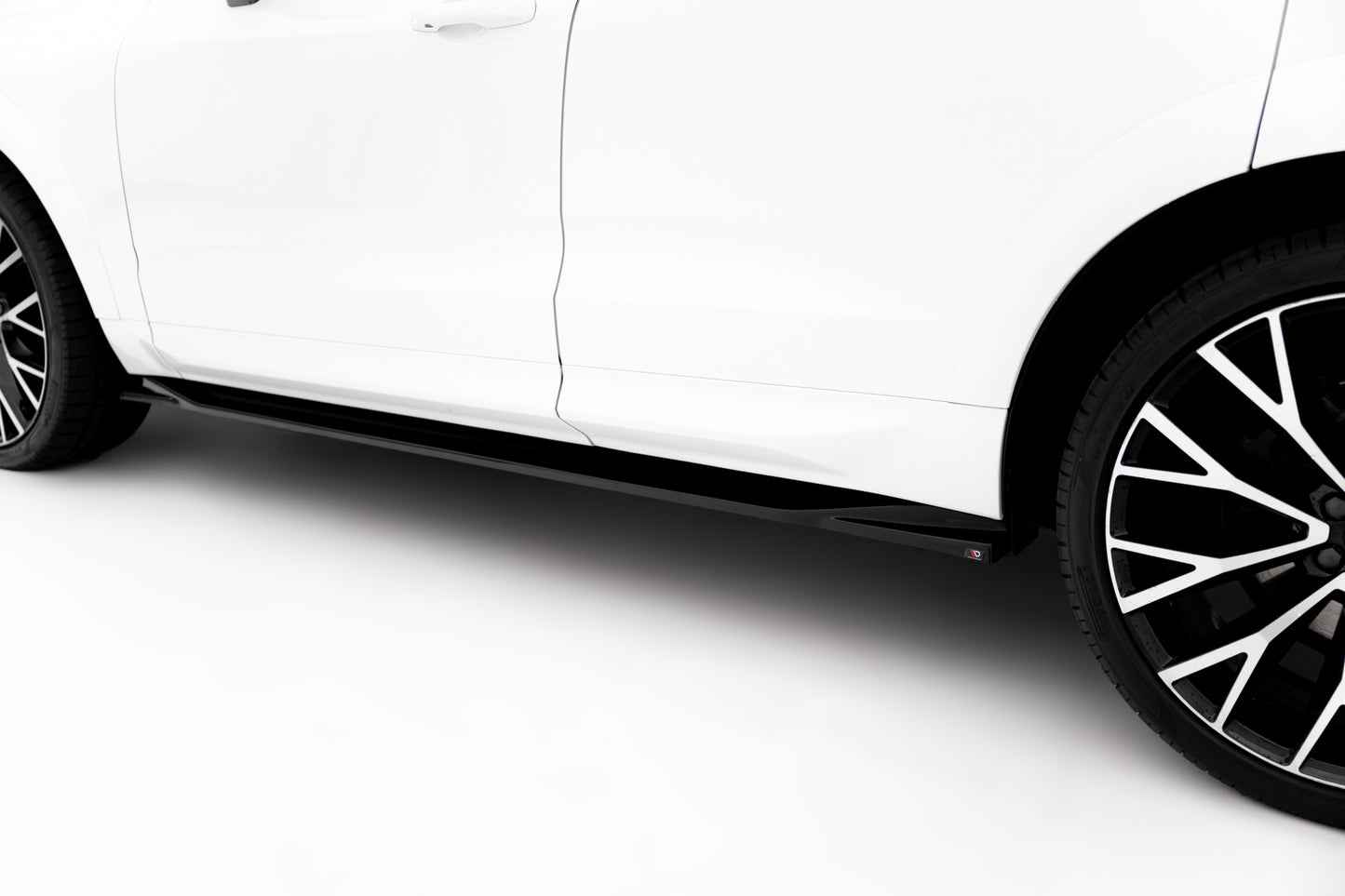 Side Skirts Diffusers Volvo XC60 Mk2 R-Design
