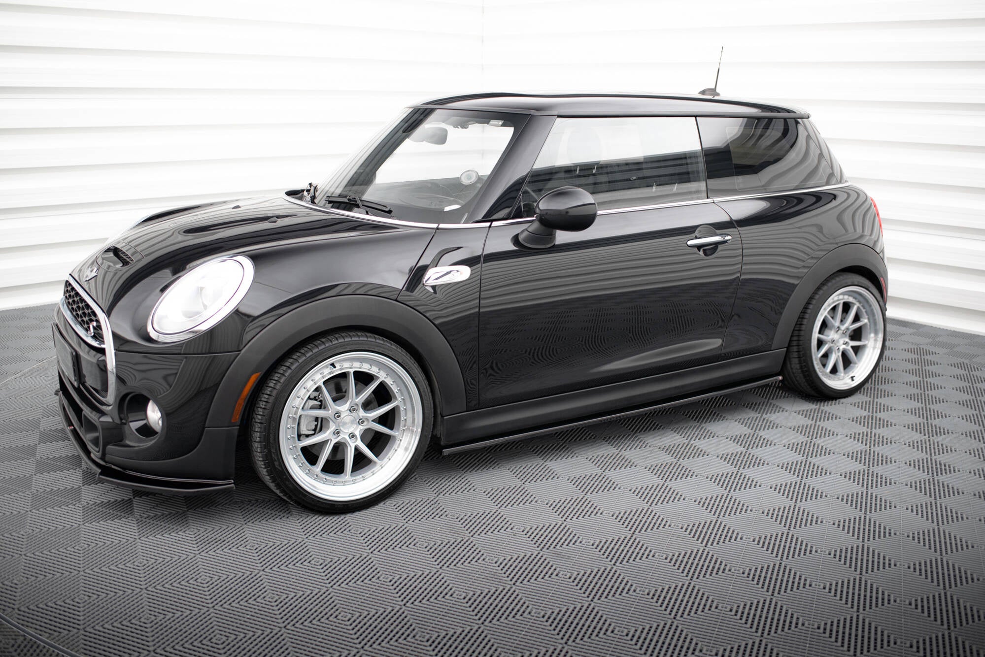 Side Skirts Diffusers Mini Cooper S F56 / F56 Facelift – Maxton Design
