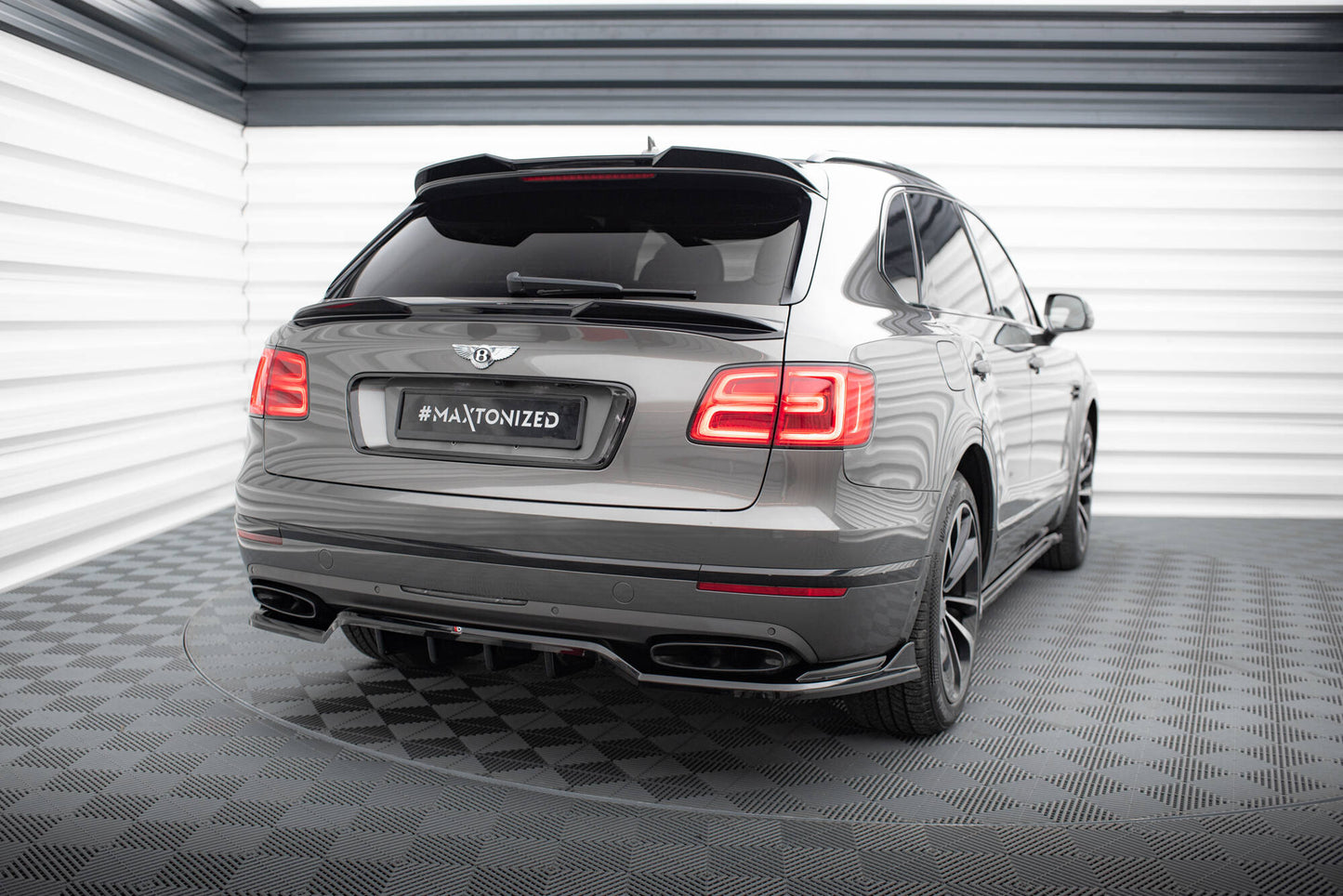 Lower Spoiler Cap 3D Bentley Bentayga Mk1 