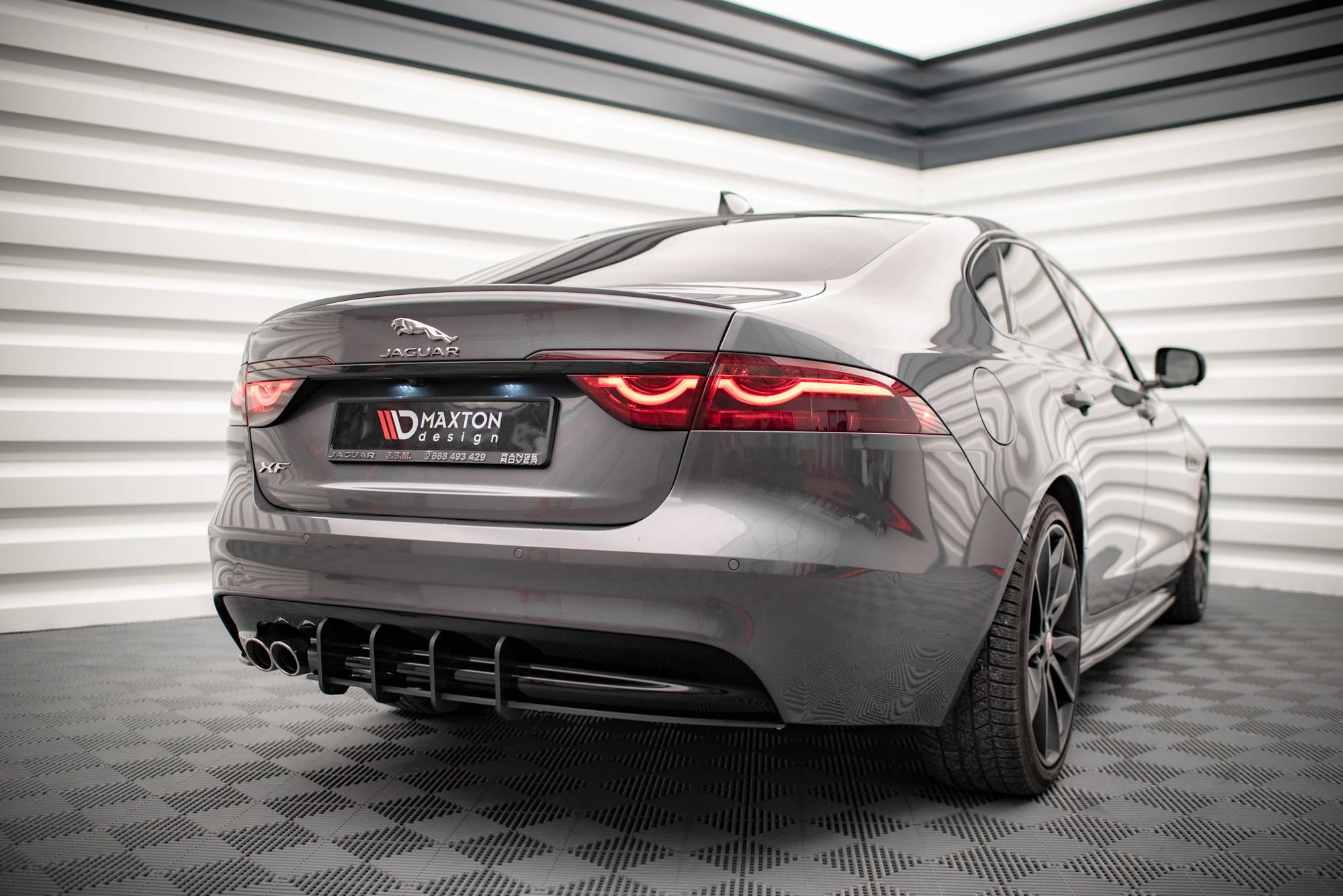 Street Pro Rear Diffuser Jaguar XF R-Sport Mk2 – Maxton Design