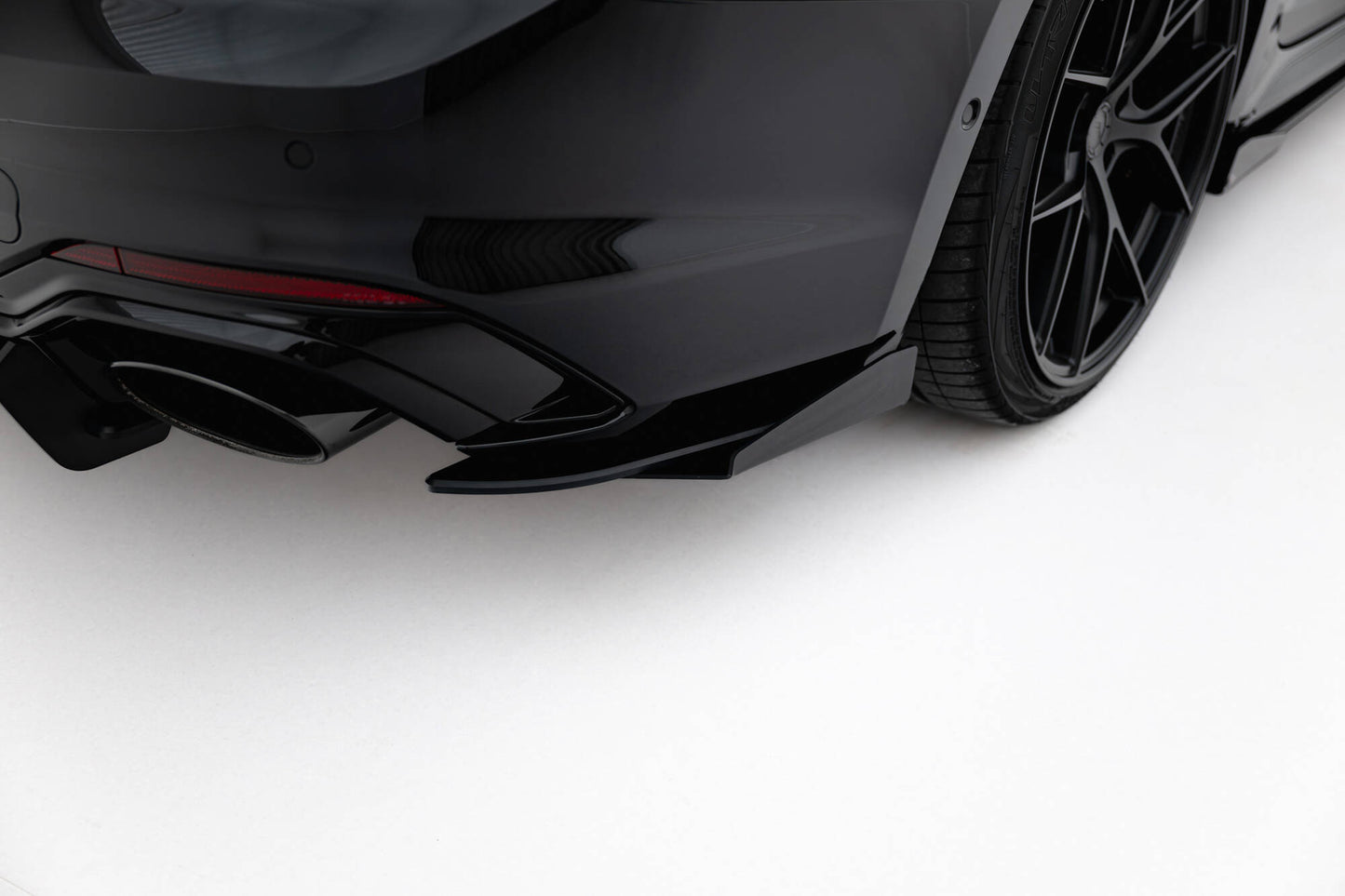 Rear Side Flaps Audi RS5 Coupe / Sportback F5