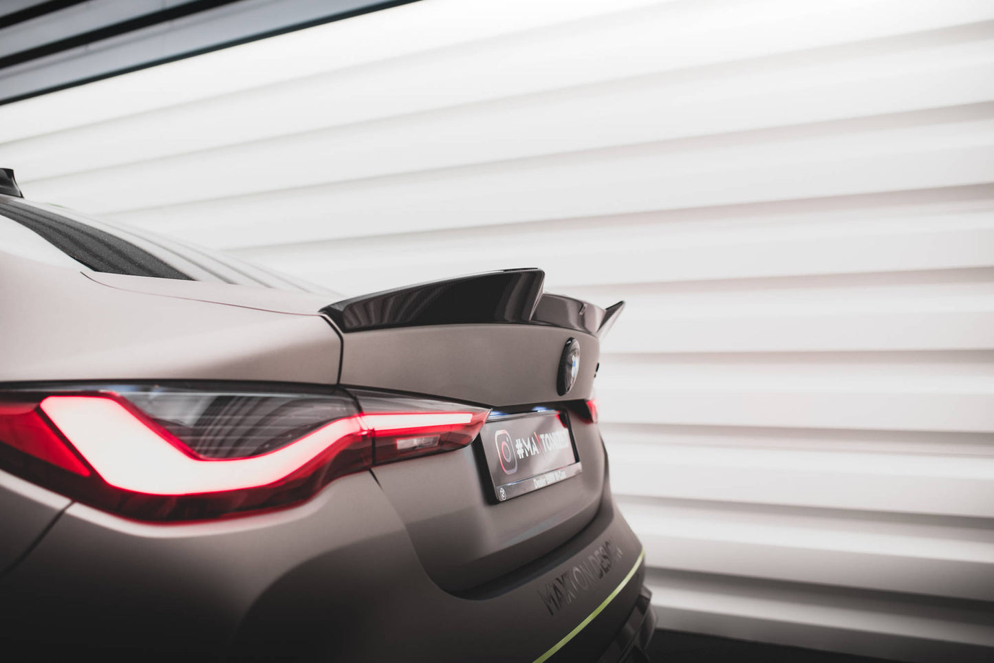 Set of Prepreg Carbon Fiber Splitters BMW M4 Coupe G82 / G82 Facelift