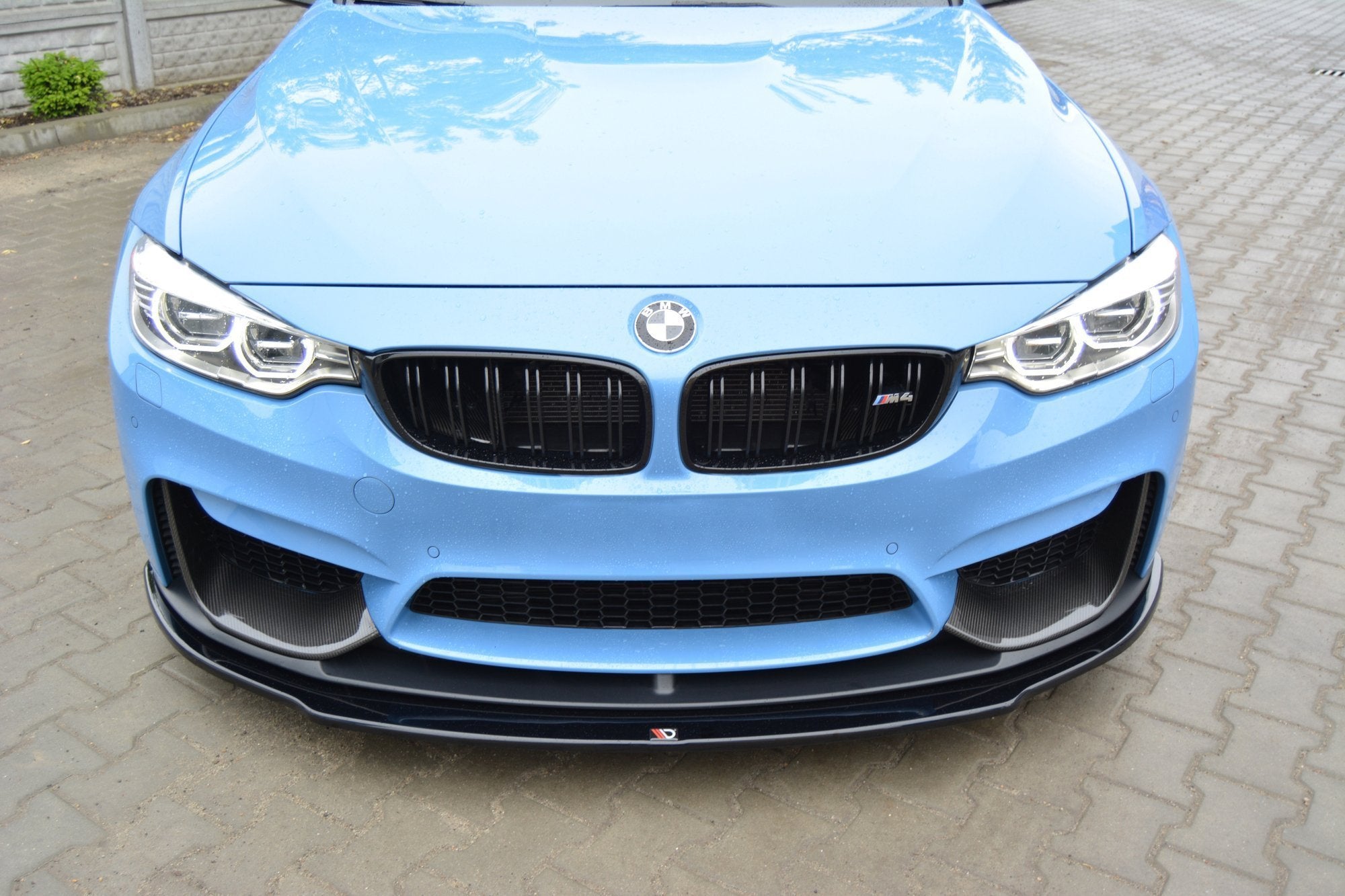 bmw f82 m4 mパフォーマンス　フロントスプリッター Front Splitter BMW M4 F82 M-performance – Maxton Design