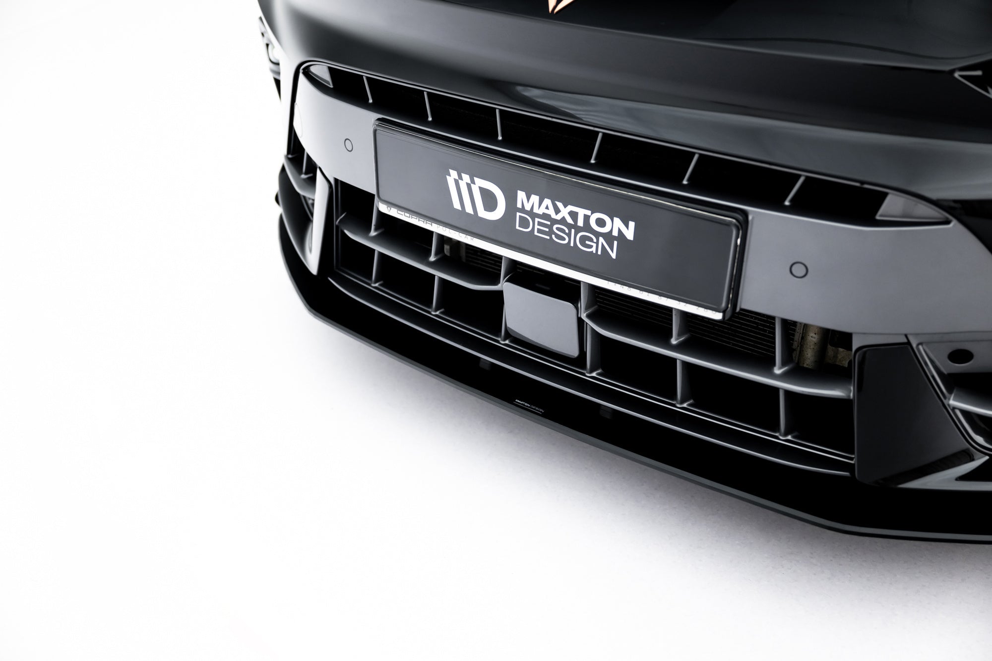 Street Pro Front Splitter + Flaps Cupra Leon ST / Hatchback Mk1