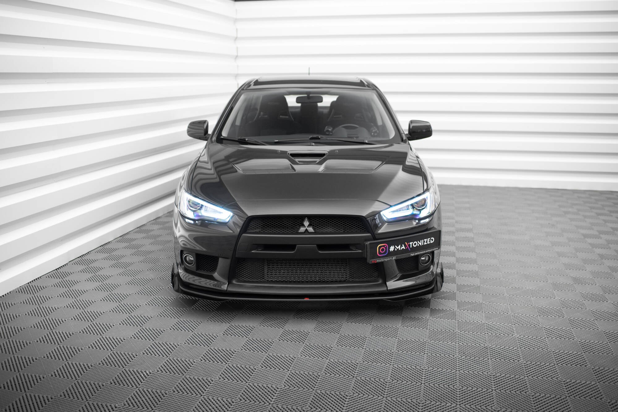 Street Pro Front Splitter + Flaps Mitsubishi Lancer EVO X – Maxton