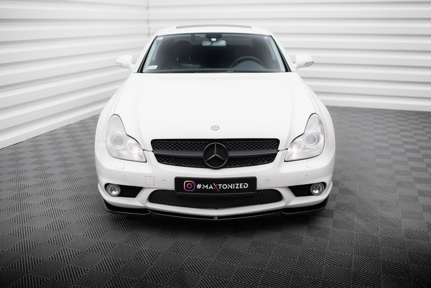FRONT SPLITTER V.1 Mercedes CLS C219 55AMG