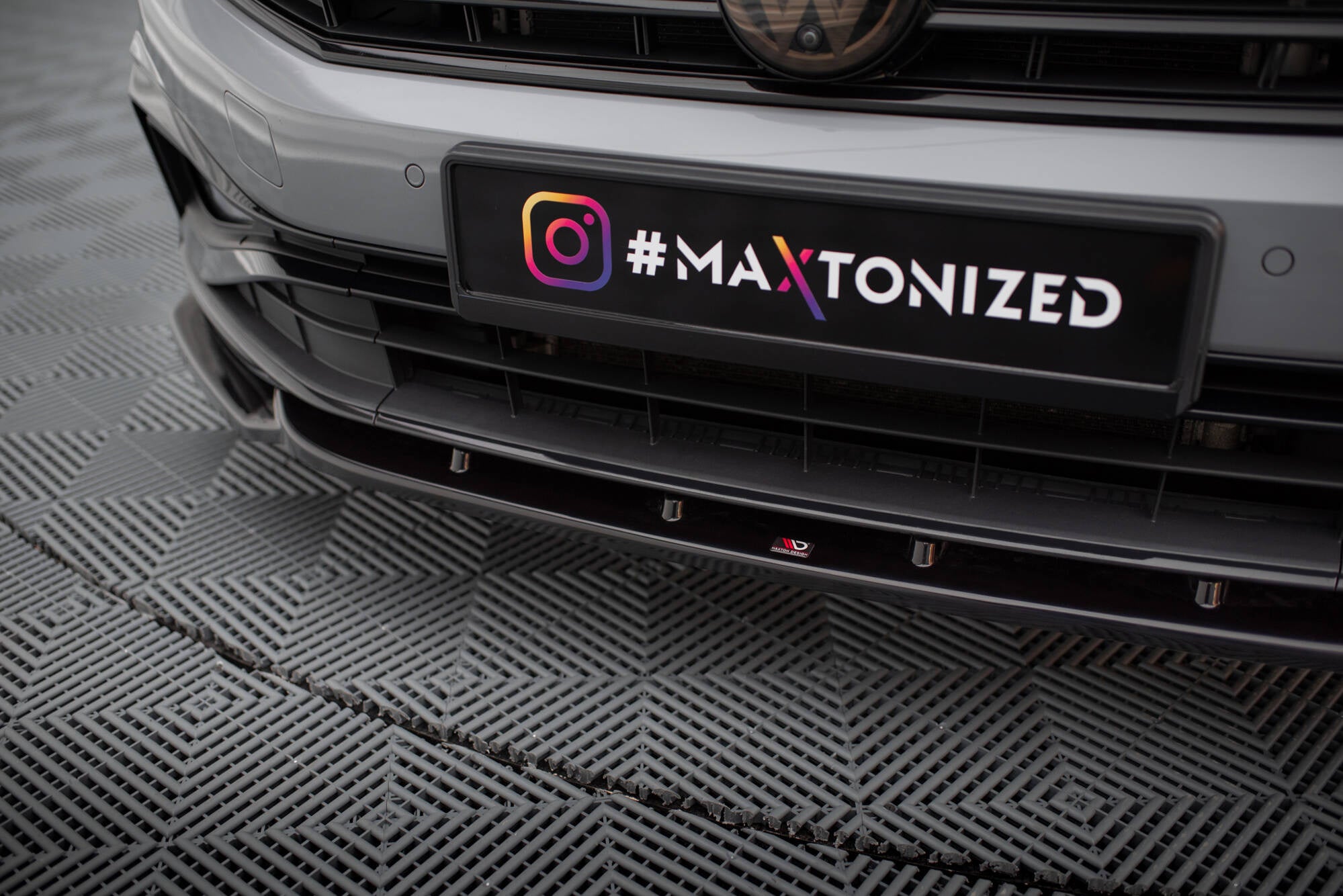 Passat R Line Accessories Front Splitter V.2 Volkswagen Passat R-Line B8 Facelift – Maxton Design