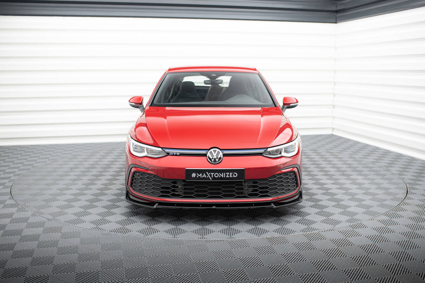 Front Splitter V.3 + Flaps Volkswagen Golf GTI / GTE / GTD / R-Line Mk8