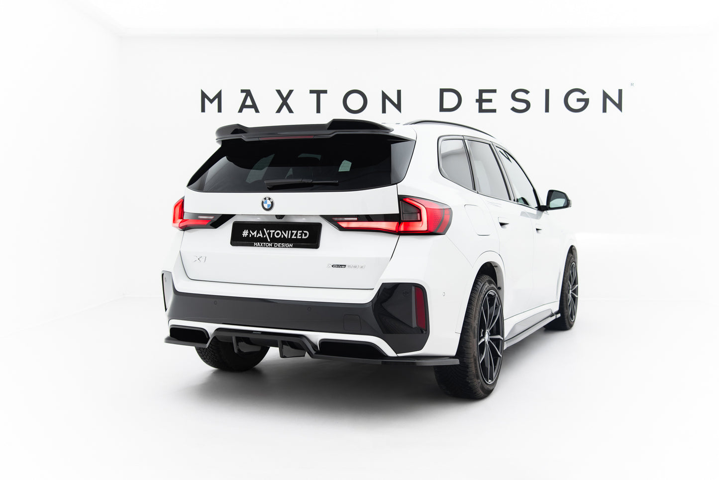Rear Splitter (with vertical bars) BMW X1 M-Pack U11