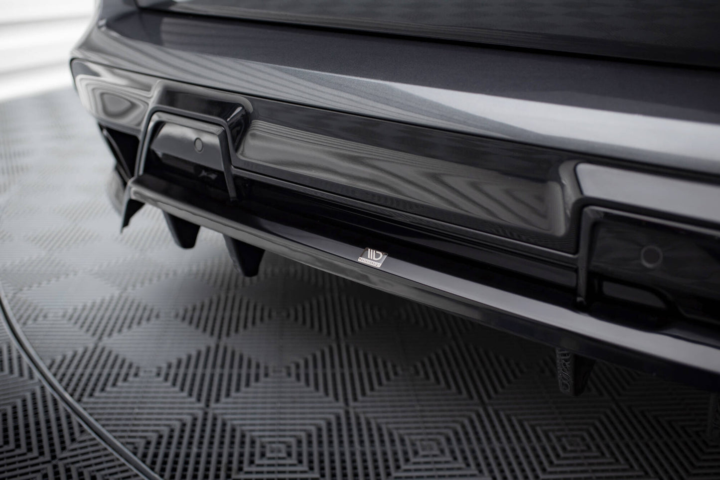 Rear Splitter (with vertical bars) BMW X5 M F95 / F95 Facelift 