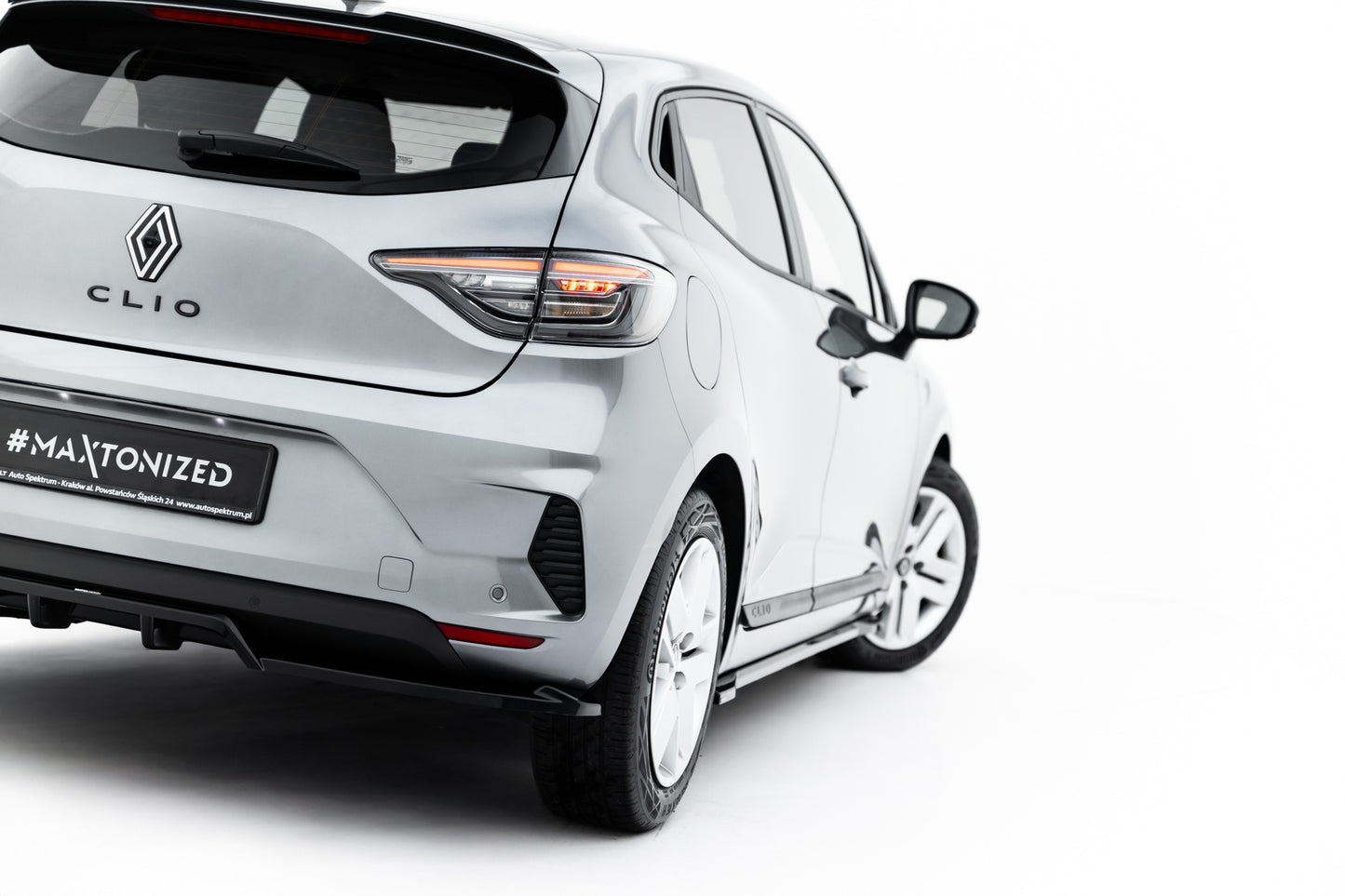 Rear Splitter (with vertical bars) Renault Clio Mk5 Facelift