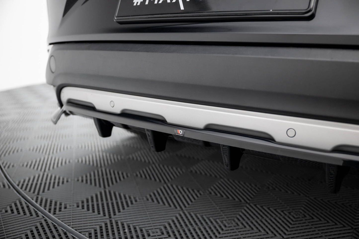 Rear Splitter (with vertical bars) Renault Espace Mk5 