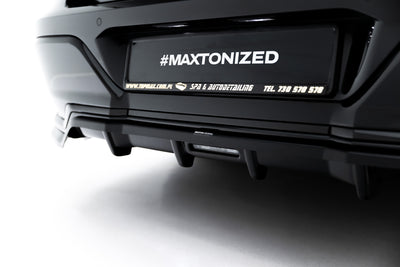Rear Splitter (with vertical bars) V.2 BMW 7 M-Pack G70