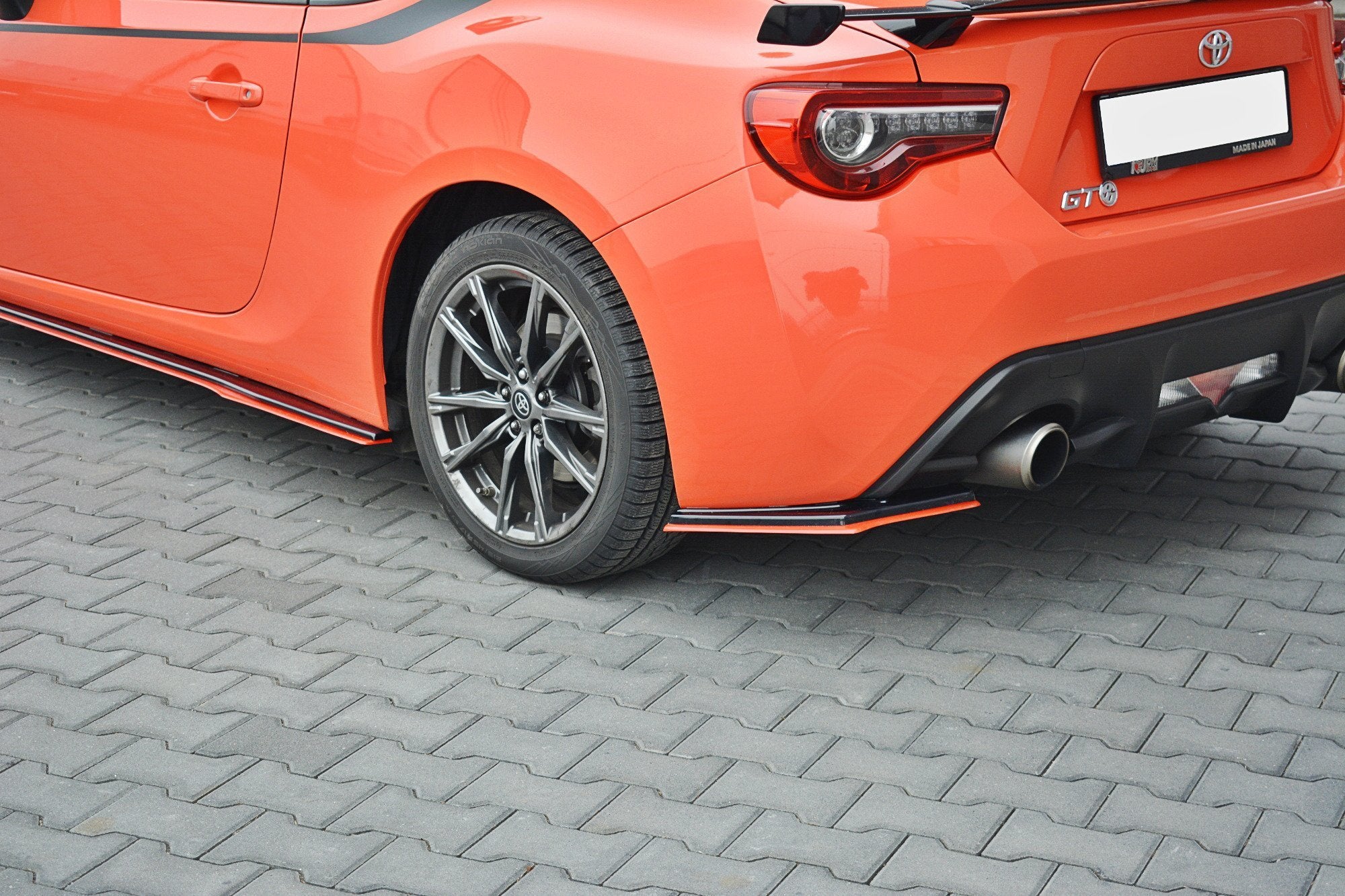 Rear Side Splitters V.2 Toyota GT86 Facelift – Maxton Design