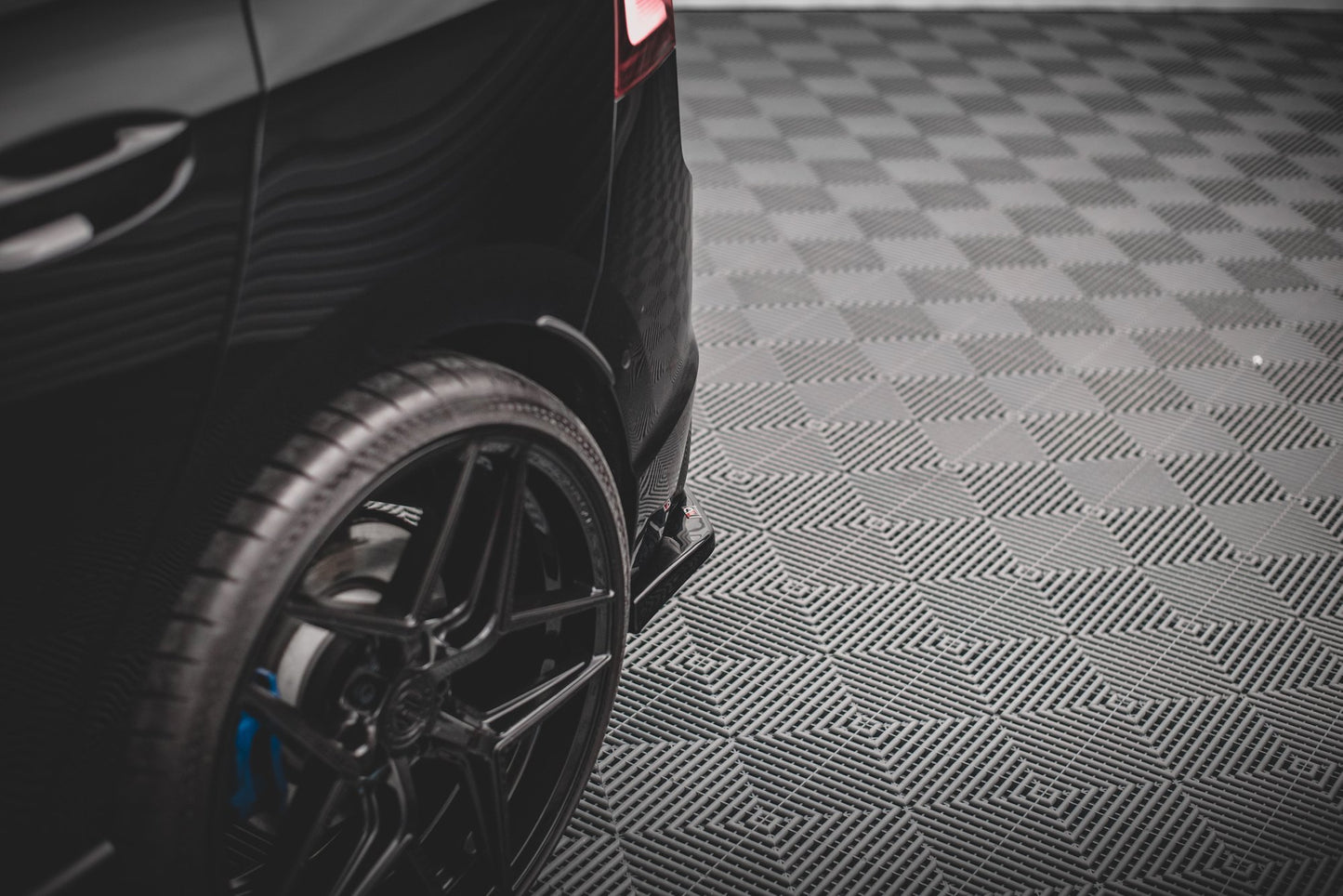 Rear Side Splitters V.2 for Volkswagen Golf R Hatchback Mk8