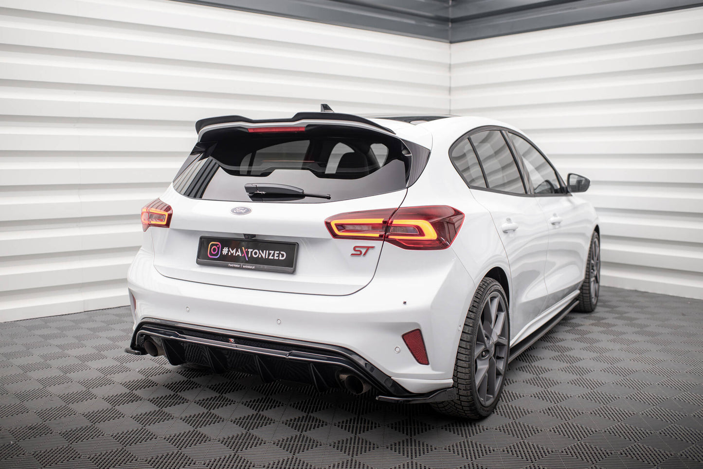 Rear Side Splitters V.3 (For rear valance V.3) Ford Focus Hatchback ST Mk4 