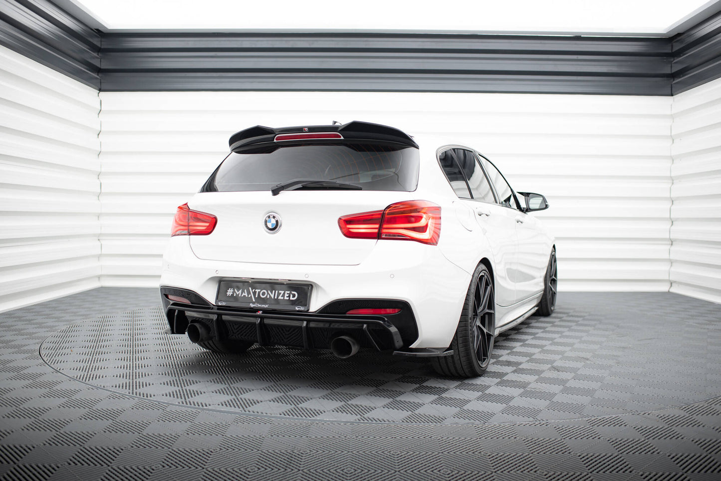 Rear Side Splitters V.5 (For rear valance v.3) BMW 1 M-Pack / M140i F20 Facelift 