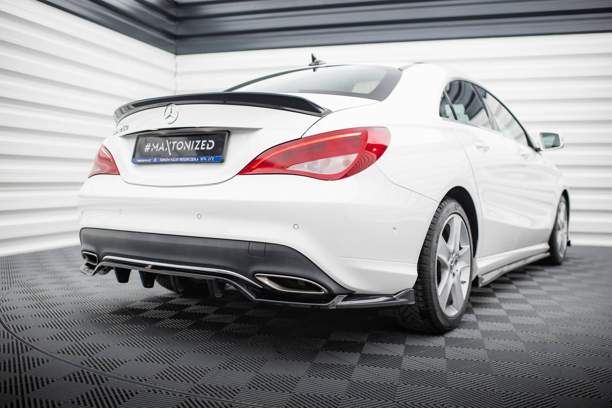 Spoiler Cap 3D Mercedes-Benz CLA C117 Facelift – Maxton Design