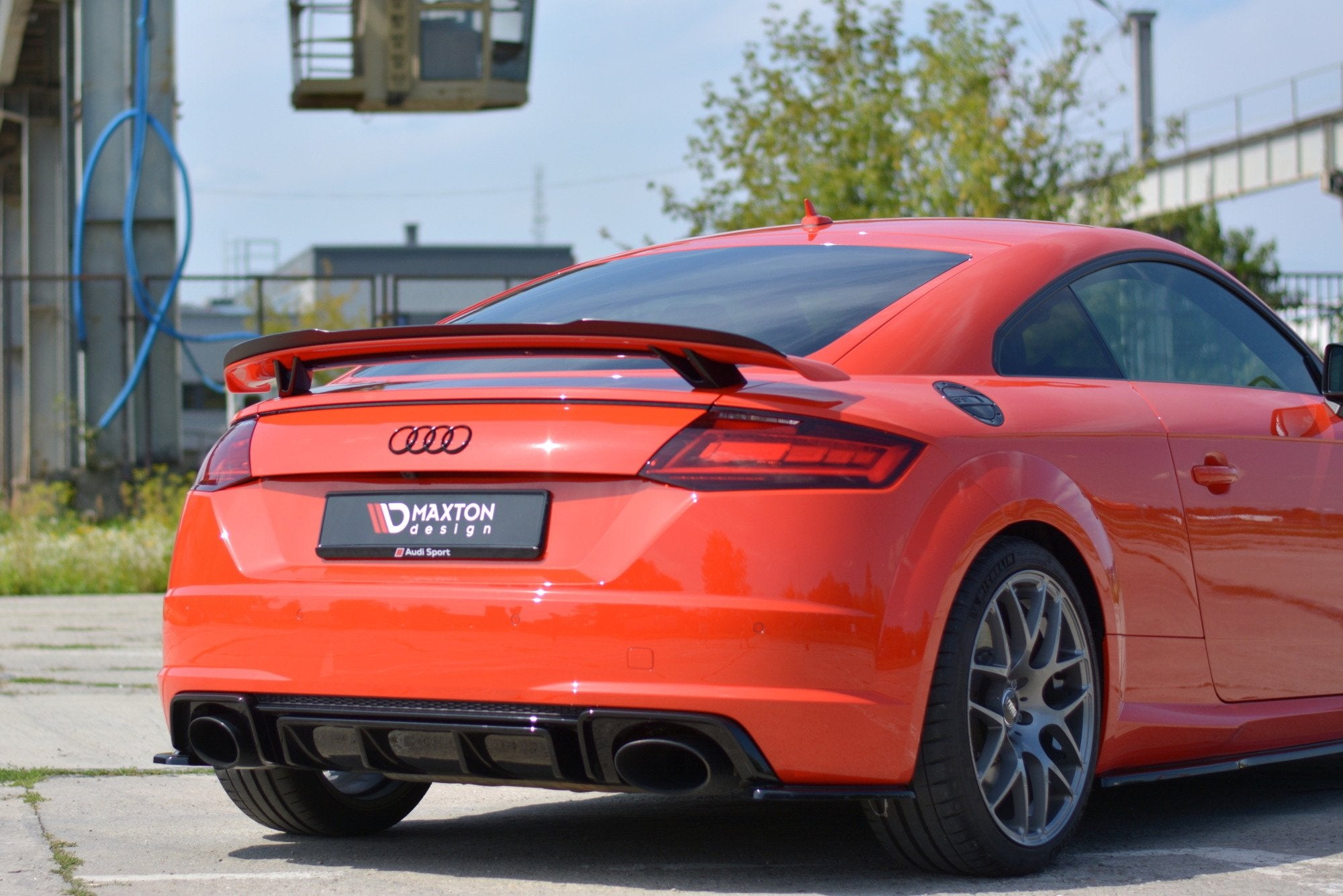 Spoiler Cap Audi TT RS 8S – Maxton Design