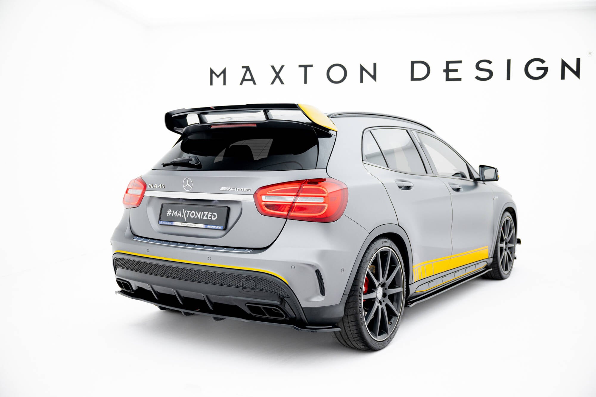 Spoiler Cap Mercedes-Benz GLA 45 AMG – Maxton Design