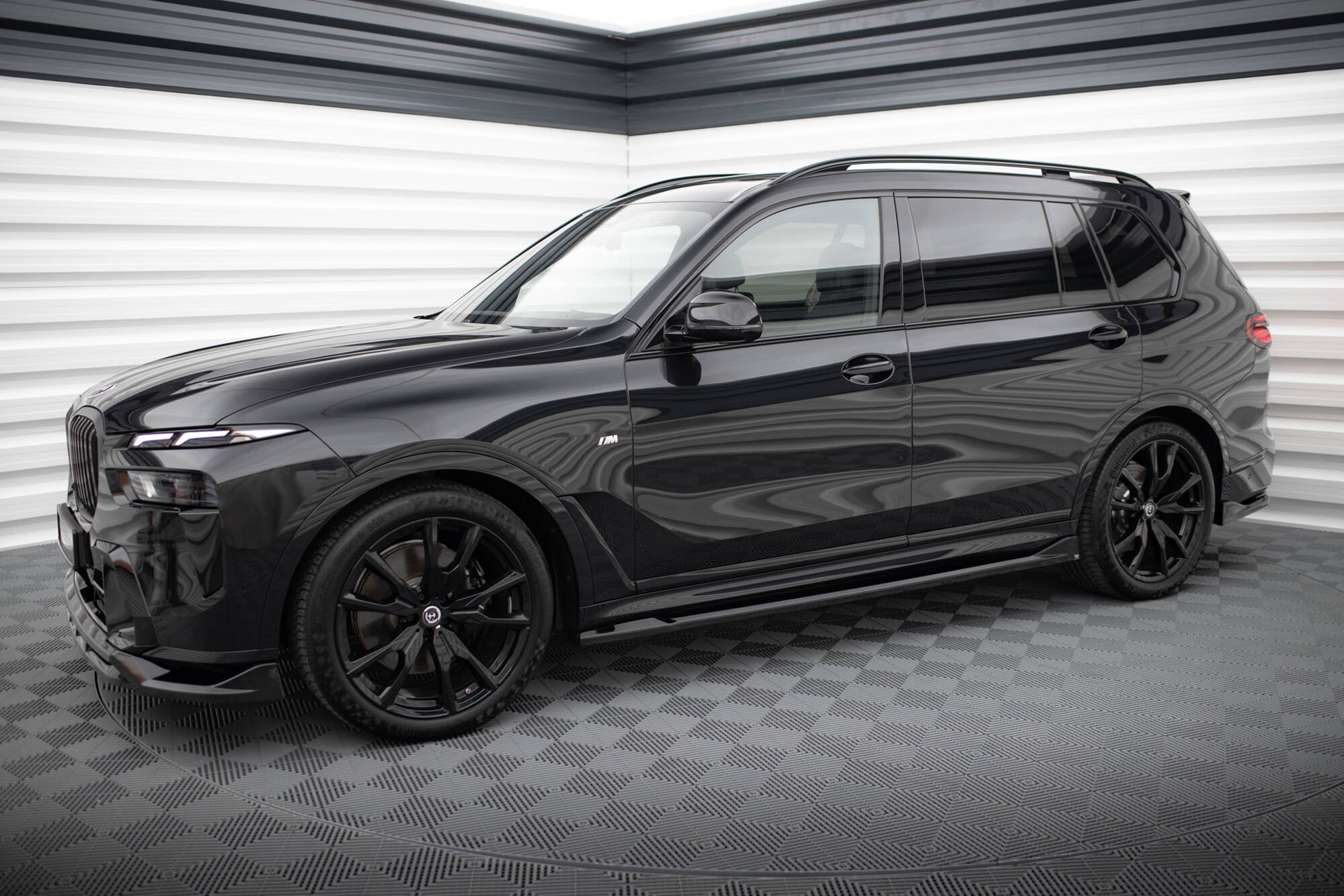 Set of Splitters BMW X7 M-Pack G07 Facelift – Maxton Design