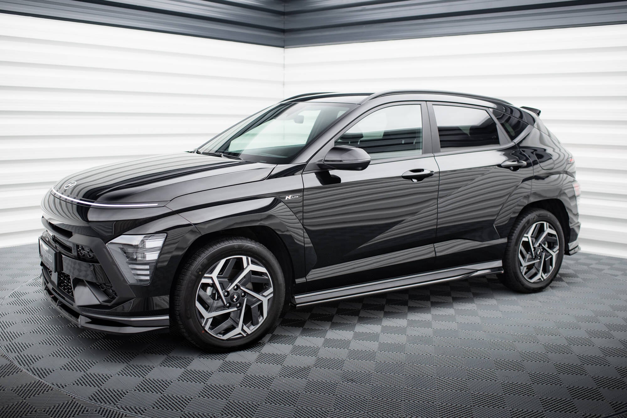 Kona　ガーニッシュ3点セット Set of Splitters Hyundai Kona N-Line Mk2 – Maxton Design
