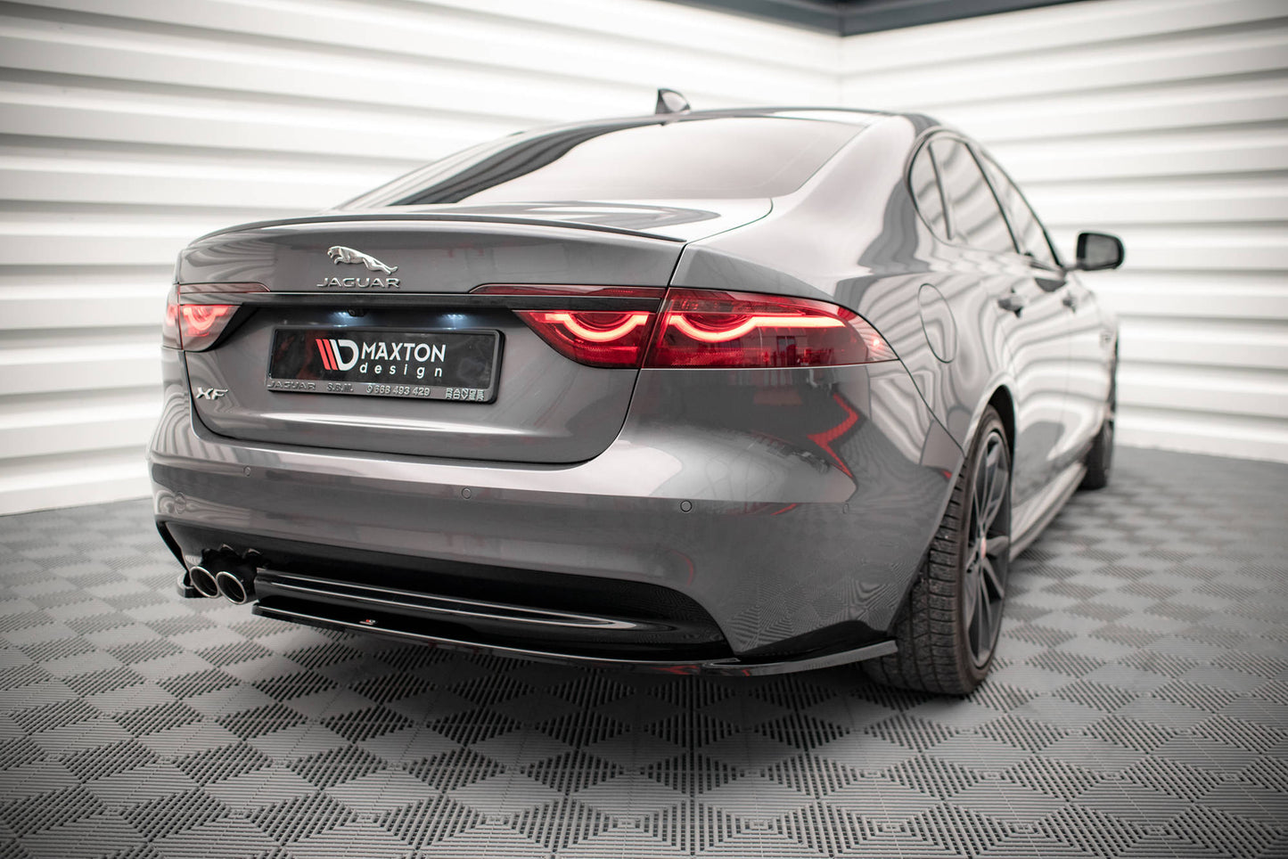 Set of Splitters Jaguar XF R-Sport Mk2