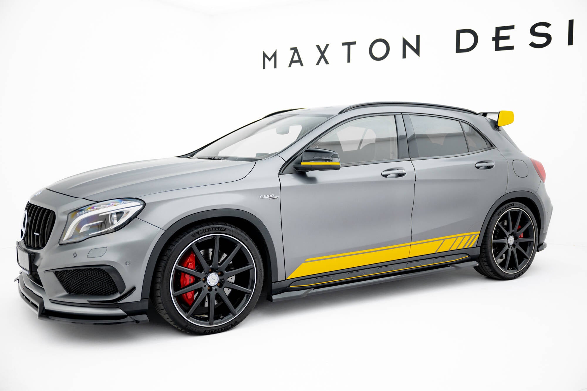 Set of Splitters Mercedes-Benz GLA 45 AMG Off-roader X156 – Maxton