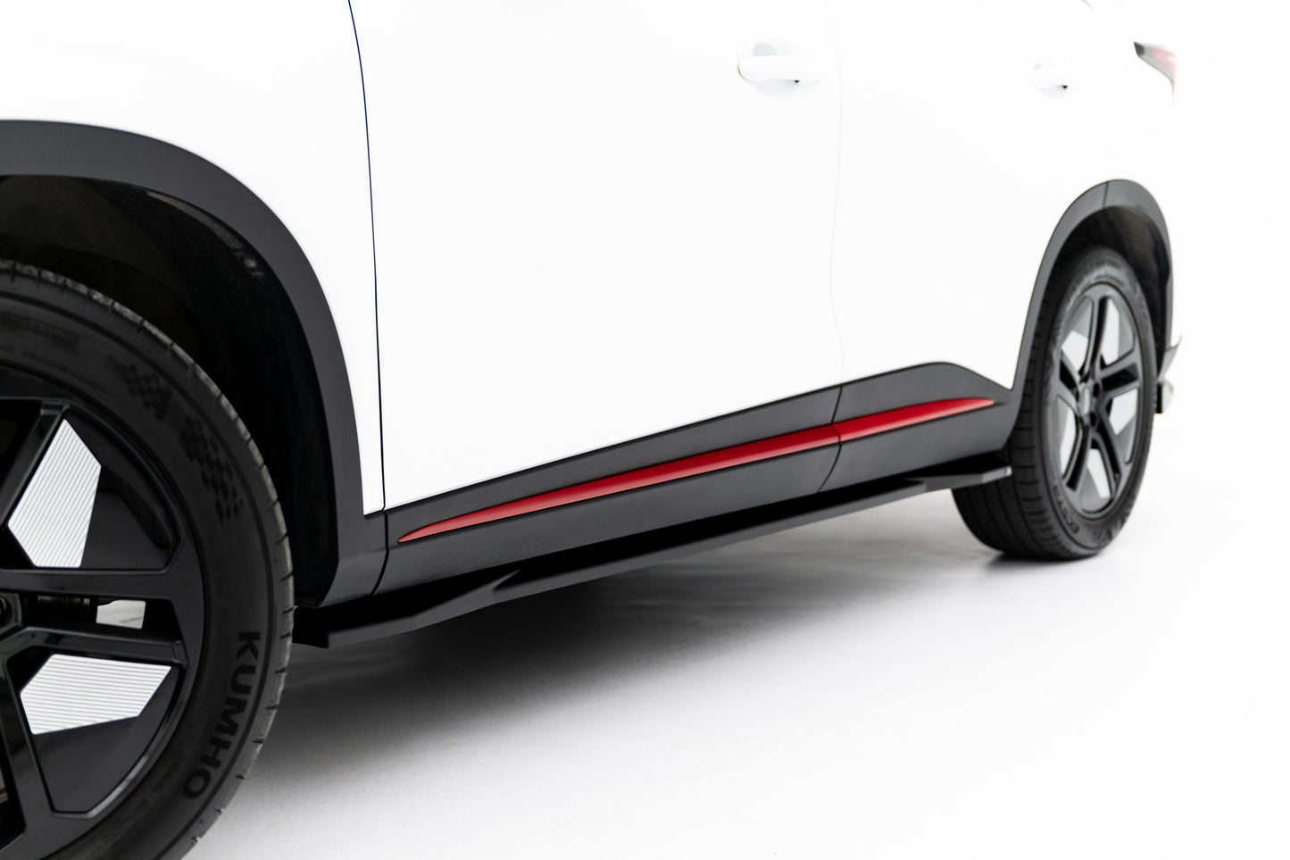 Set of Splitters Omoda 5 Mk1