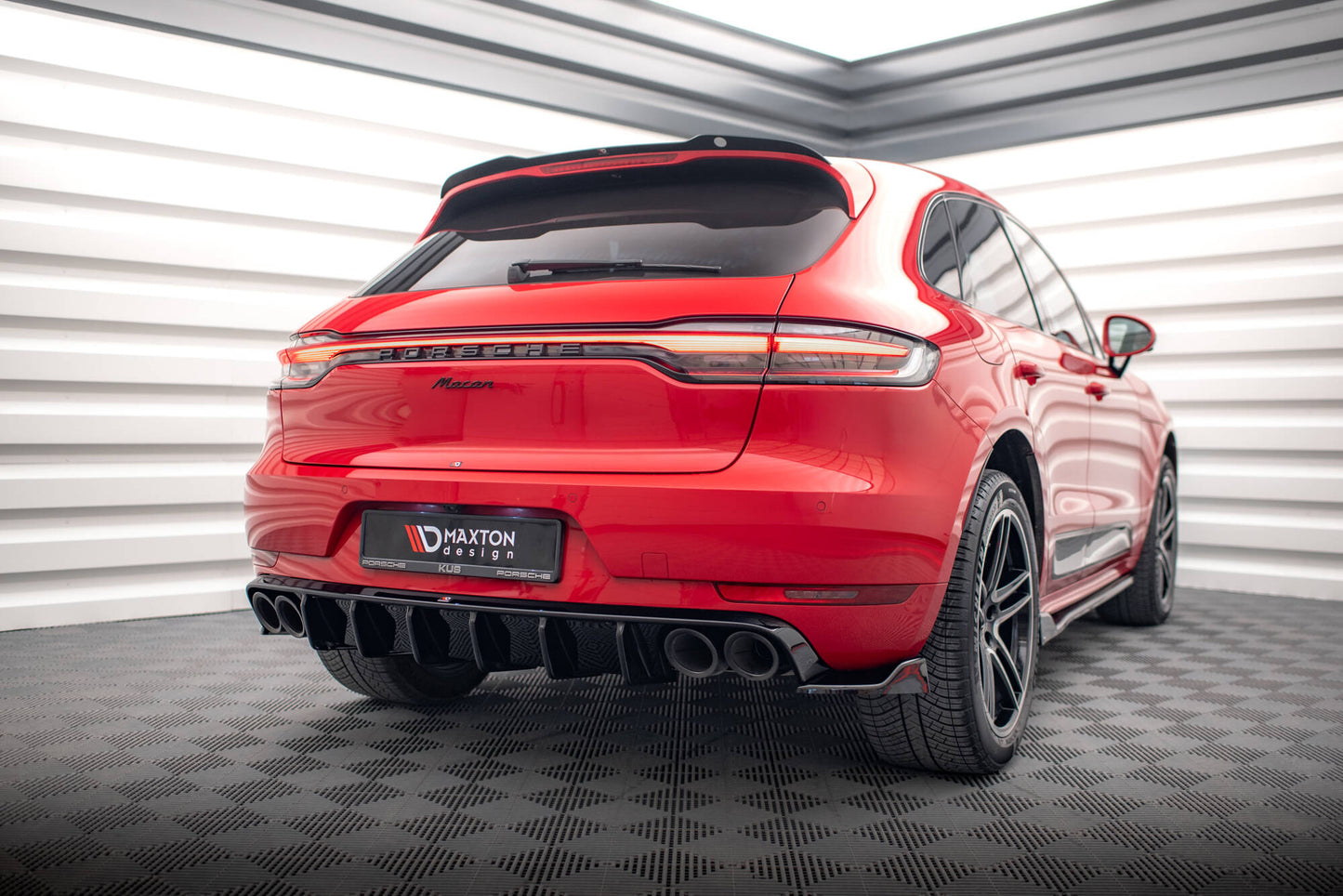 Set of Splitters Porsche Macan GTS / Sport Design Mk1 Facelift