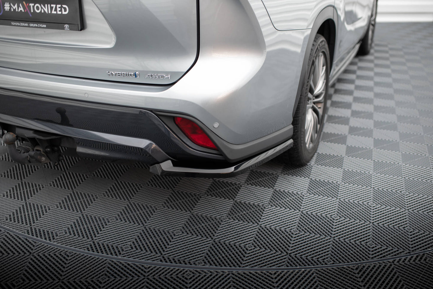 Set of Splitters V.1 Toyota Highlander Mk4