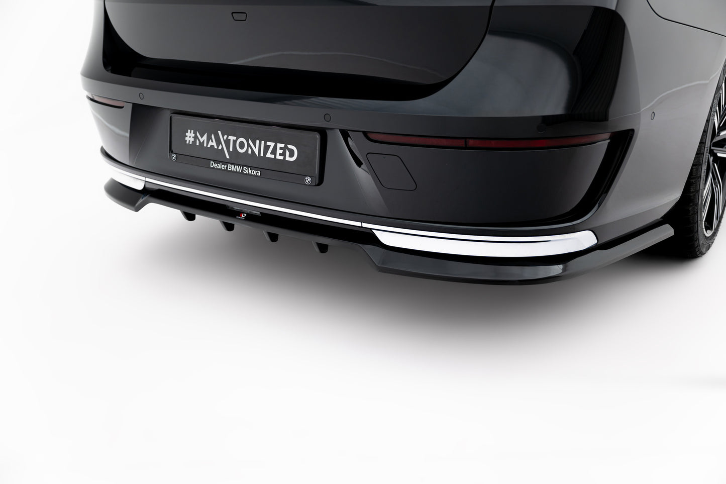 Set of Splitters V.2 BMW 7 G70