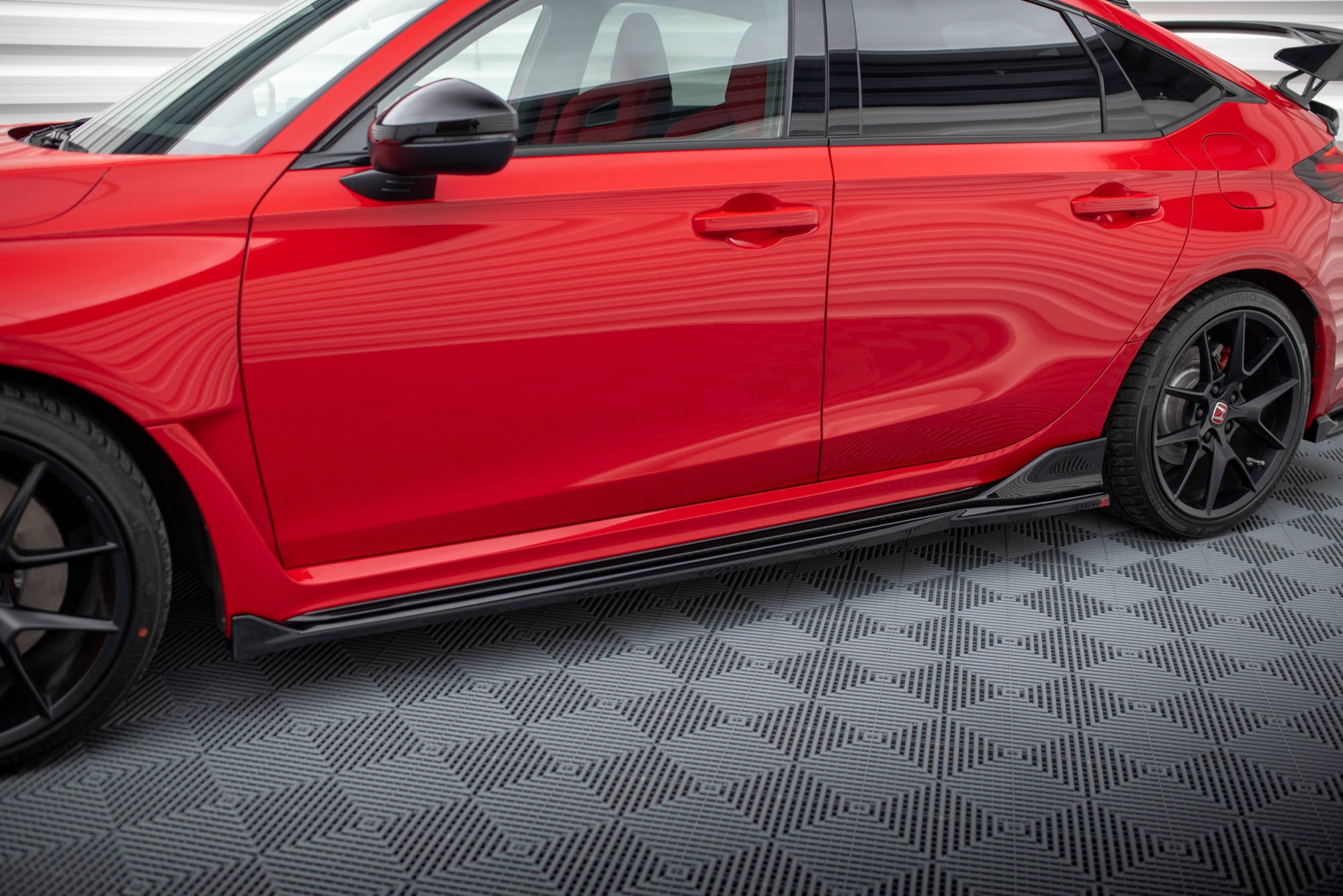 Honda Civic Type R 2台セット Set of Splitters V.2 Honda Civic Type-R Mk 11 – Maxton Design