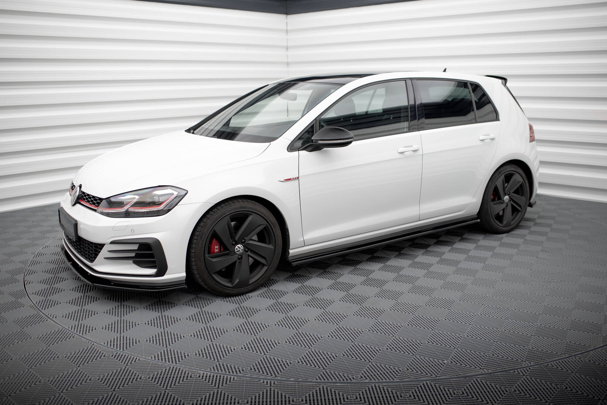 Set of Splitters Volkswagen Golf GTI Mk7 Facelift – Maxton Design