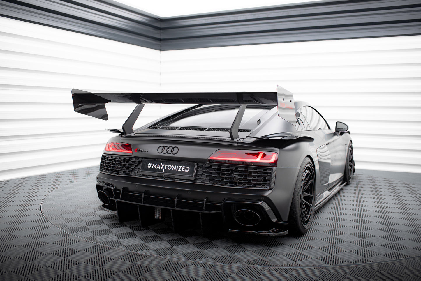 Carbon Spoiler suitable for Audi R8 Mk2 