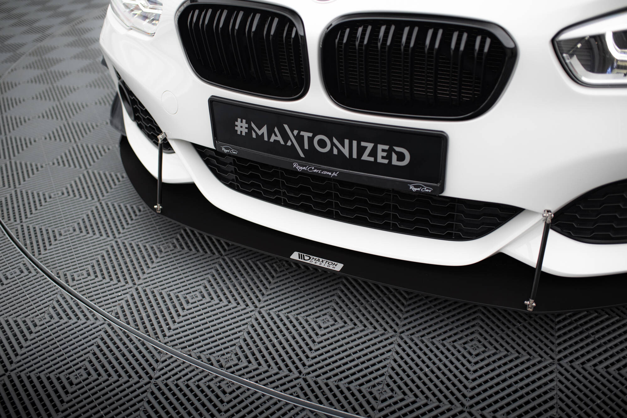 LIP MAXTON BMW 1 F20/F21 M-POWER PREFACE – FULL GAS