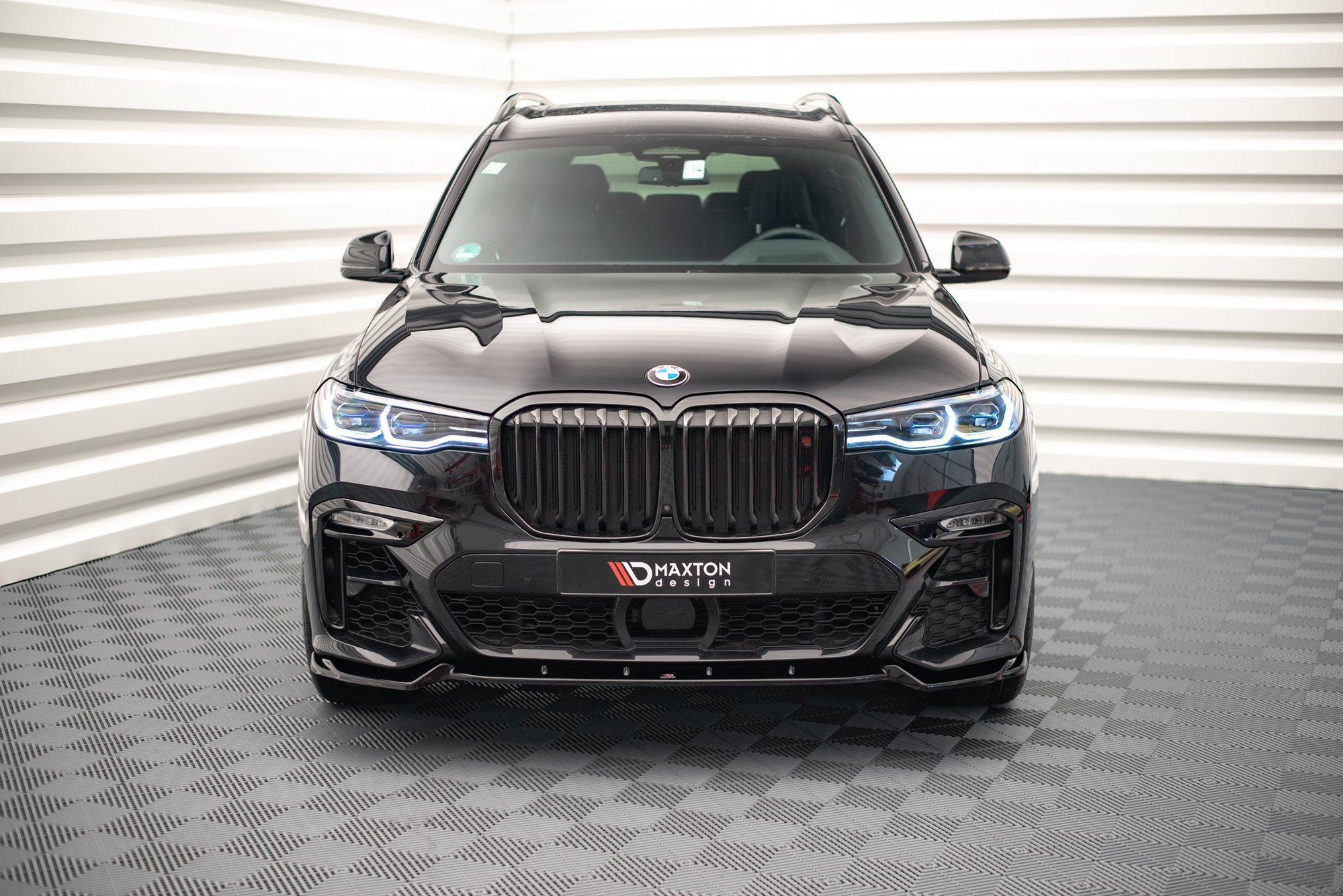 https://maxtondesign.com/eng_pl_Front-Splitter-V-2-BMW-X7-M-G07-12477_3.jpg