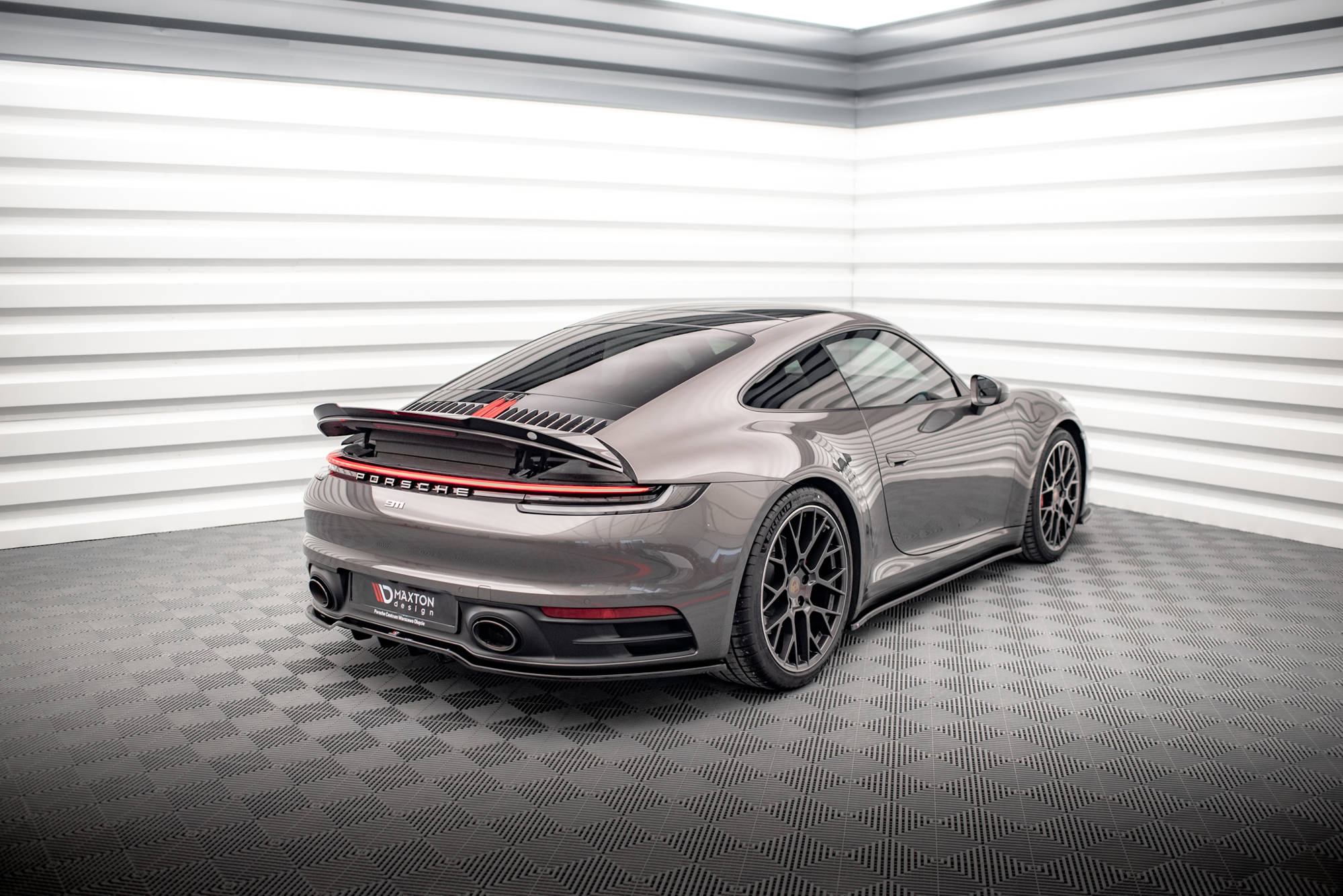Spoiler Cap Porsche 911 Carrera 4S 992 | Our Offer \ Porsche \ 911 \ 992  [2019-] \ Carrera 4S | Maxton Design