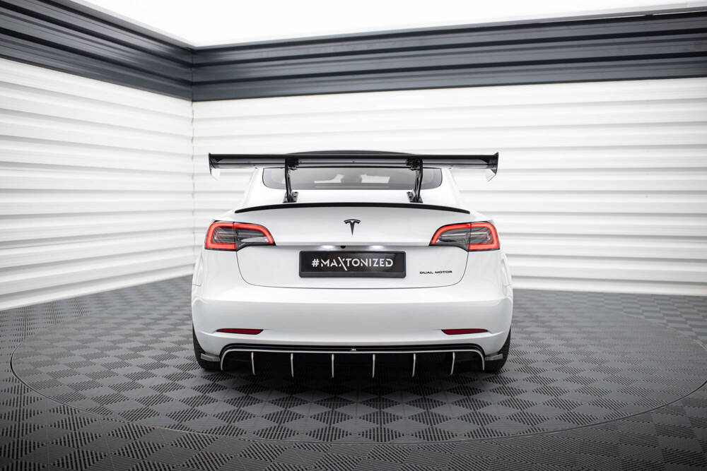 Carbon Spoiler Tesla Model 3