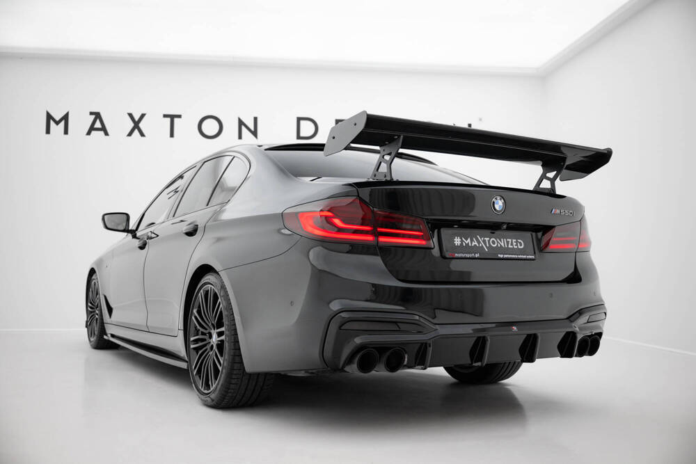 Carbon Spoiler With Internal Brackets Uprights + LED BMW 5 / M5 Sedan G30 / F90