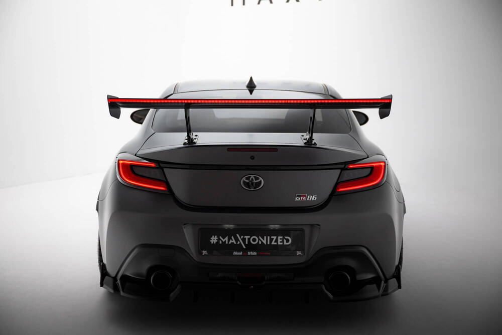 Carbon Spoiler With Internal Brackets Uprights + LED Toyota GR86 / Subaru BRZ Mk2