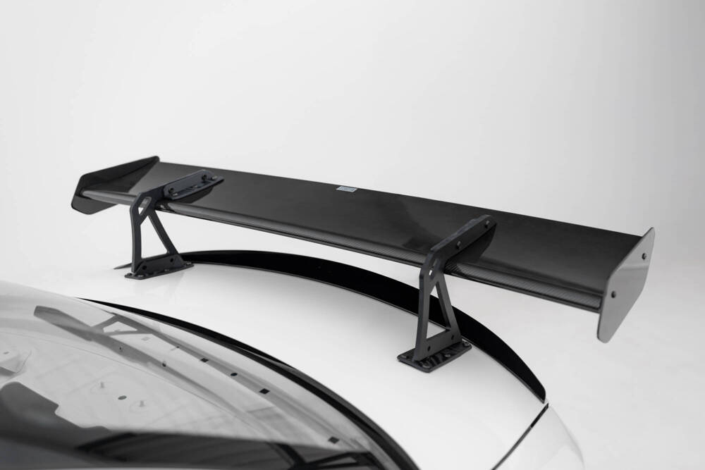 Carbon Spoiler With Upper Swan Mounting + LED BMW 1 M E82