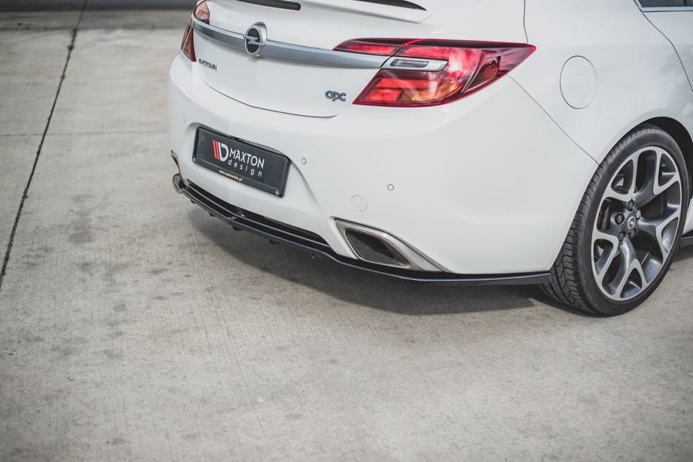 Central Rear Splitter (with vertical bars) Opel Insignia Mk. 1 OPC Facelift