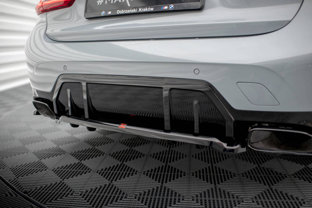 Central Rear Splitter (with vertical bars) V.1 BMW M340i G20 / G21 Facelift
