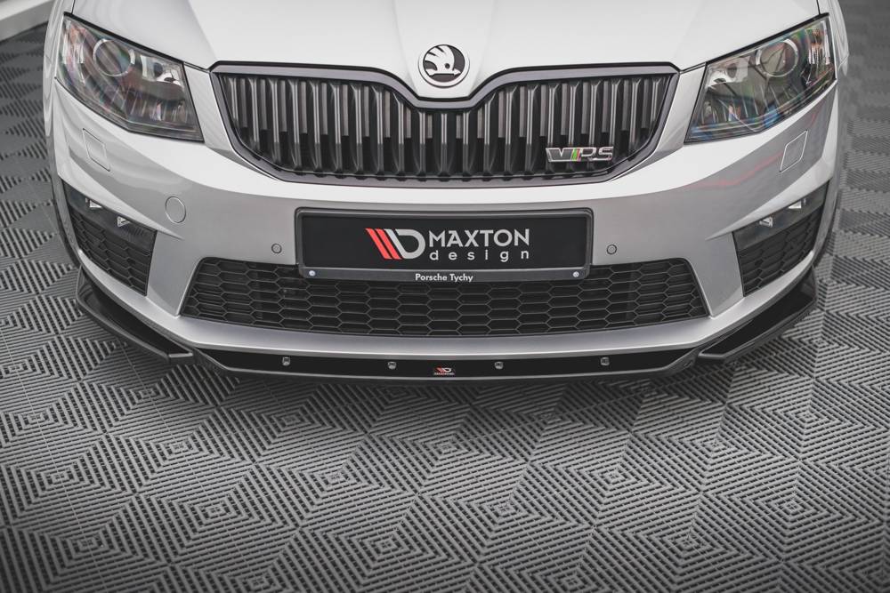 Front Splitter V.4 Skoda Octavia RS Mk3