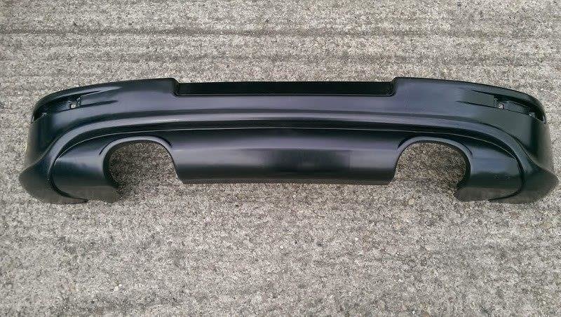 REAR VALANCE VW GOLF V R32 (with 2 exhaust holes)