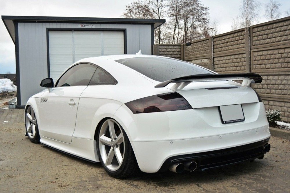 Rear Splitter Audi TT S 8J (with a vertical bar)