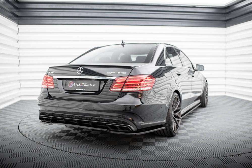 Rear Splitter (with vertical bars) Mercedes-Benz E63 AMG Sedan W212 Facelift