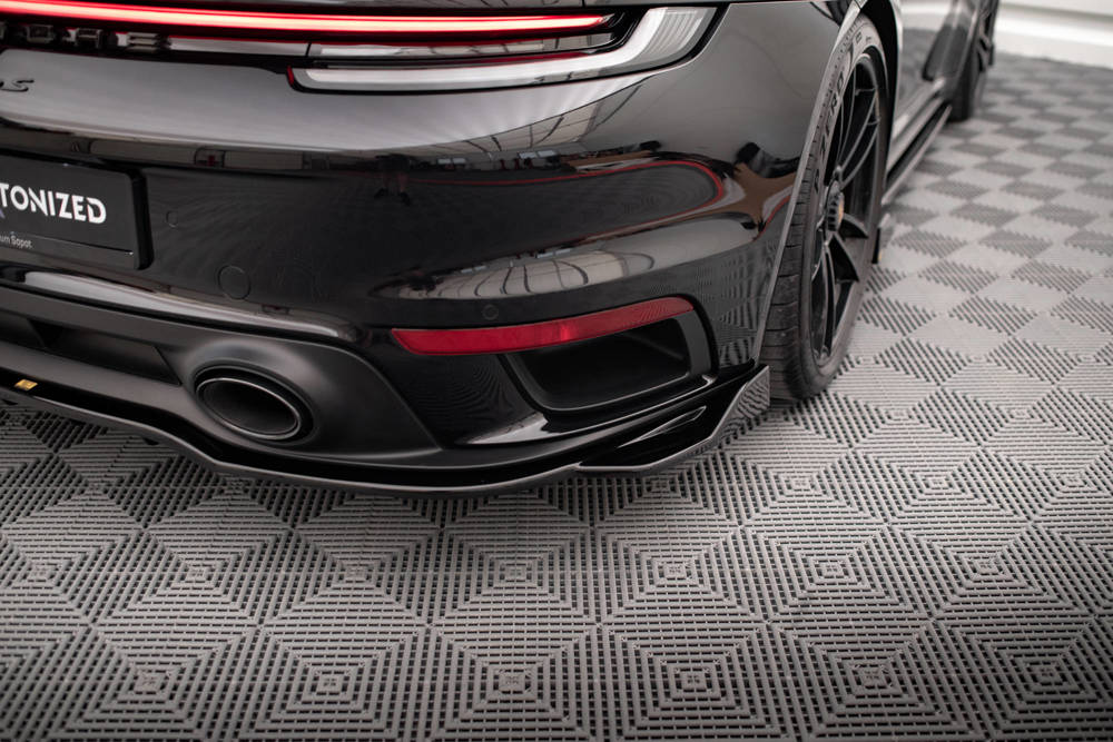 Rear Splitter (with vertical bars) Porsche 911 Turbo S 992